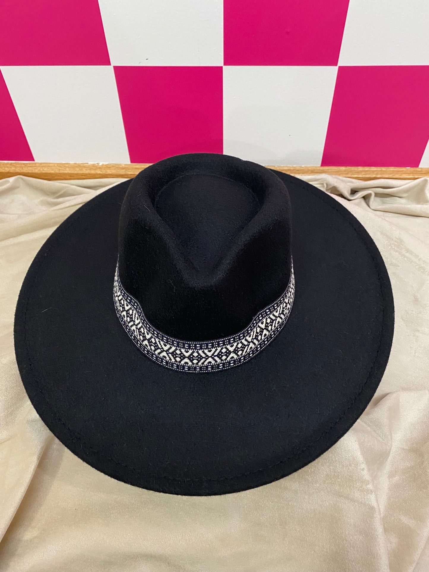 Western Black Hat